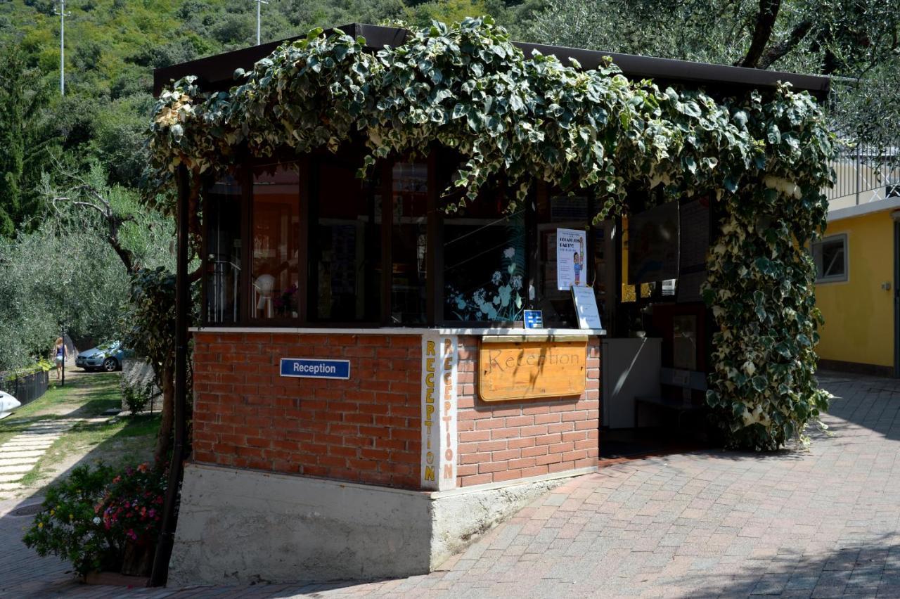 Camping Alpino - Nature Village Malcesine Ngoại thất bức ảnh
